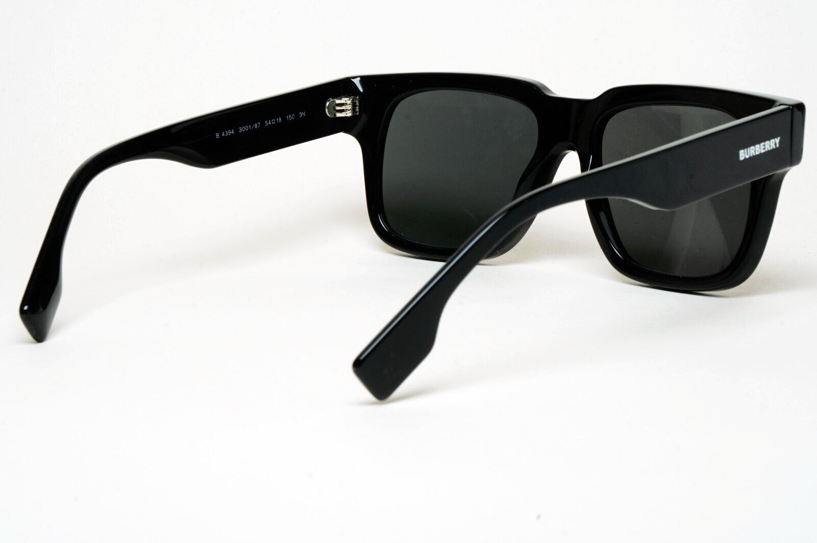 Burberry Sunglasses Hayden Black Square Dark Grey BE 4394 3001/87 54mm