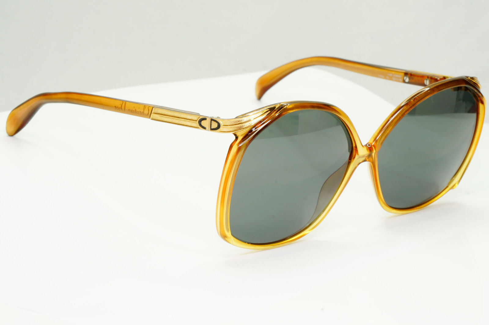 Dior 1990s Vintage Sunglasses Brown Honey Green Square Germany 2104 10 251122