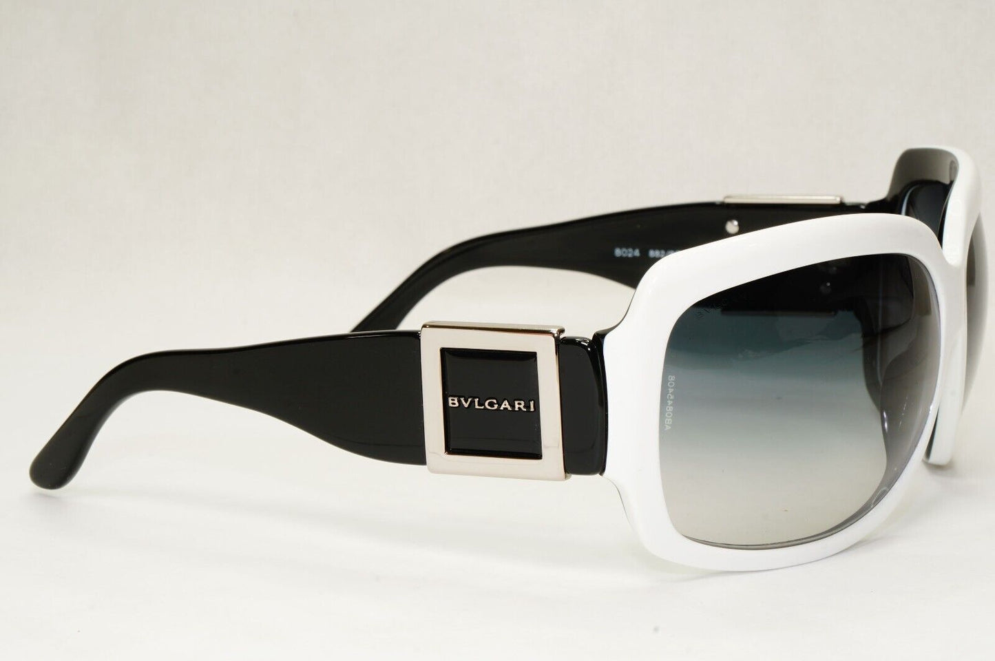 Bvlgari Sunglasses 2008 Vintage White Black Grey Gradient 8024 882/8G 121223