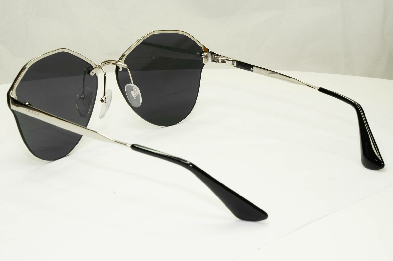 Authentic Prada Womens Cinema Collection Sunglasses Black Silver SPR 64T 1BC-5S0