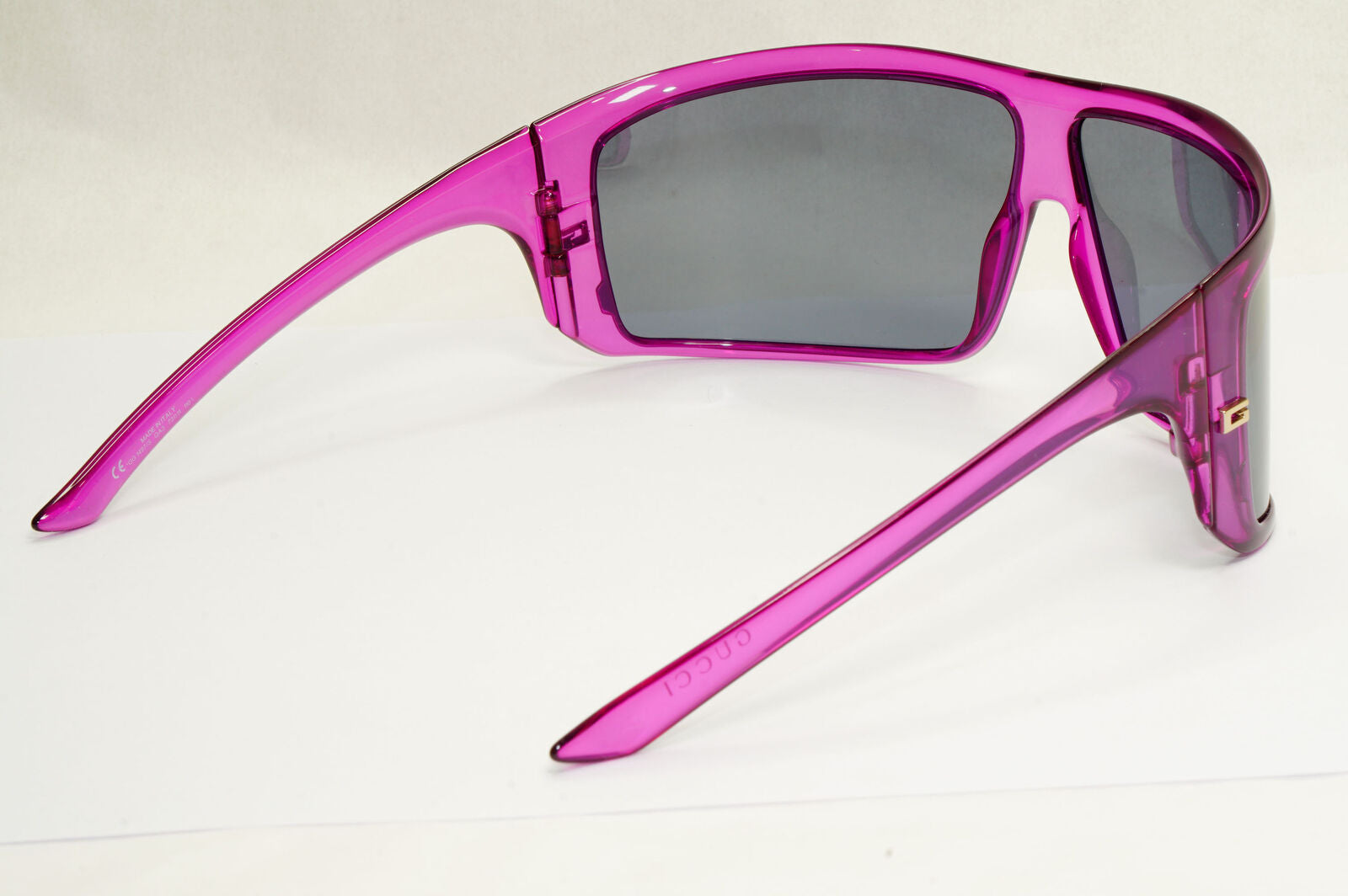Gucci Sunglasses 2000 Vintage Polarized Violet Wrap Unisex GG 1497/S QA3 130224