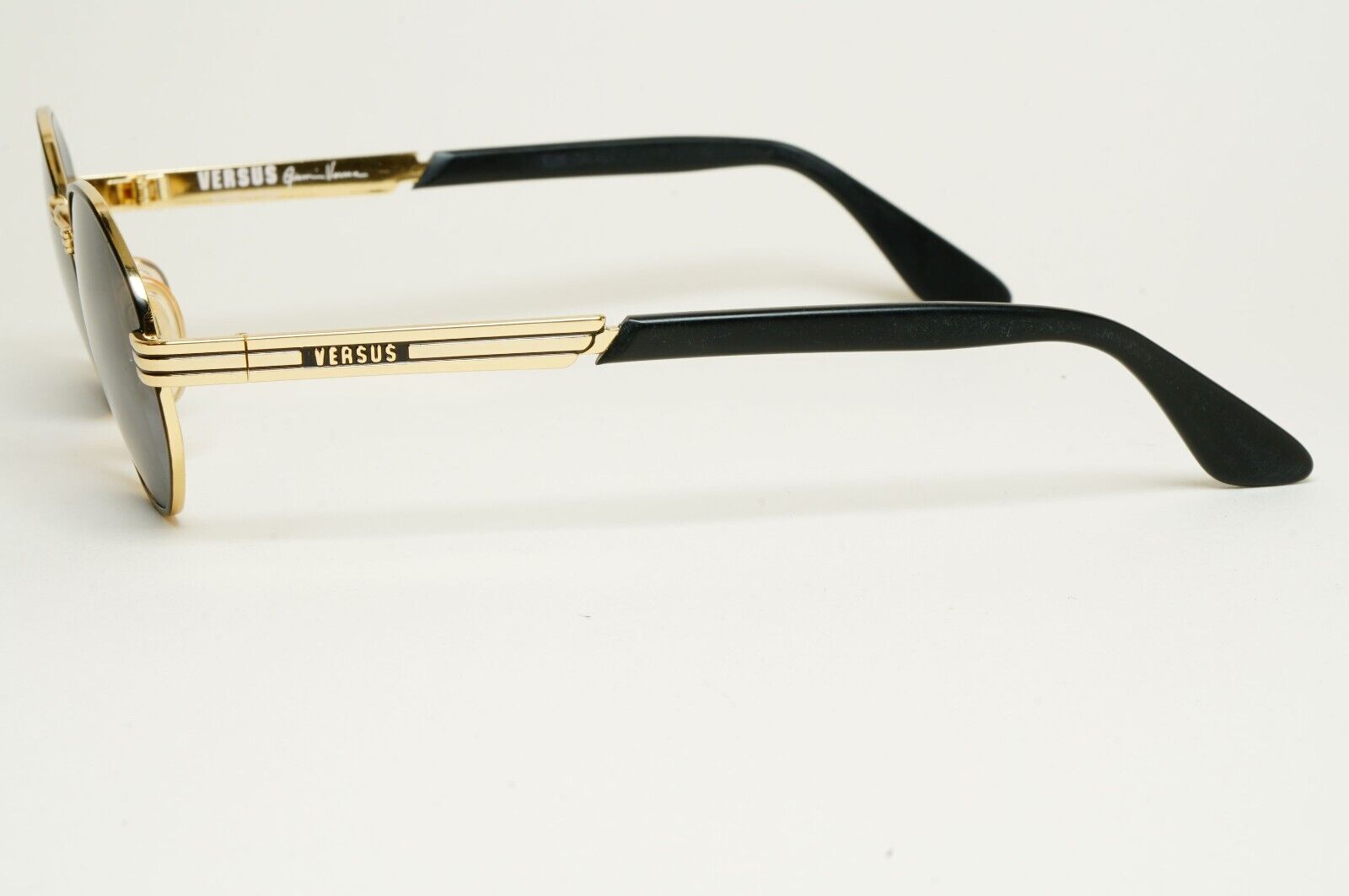 Versus Sunglasses 1996 by Gianni Versace Vintage Gold Hexagon MOD F09 COL 39M