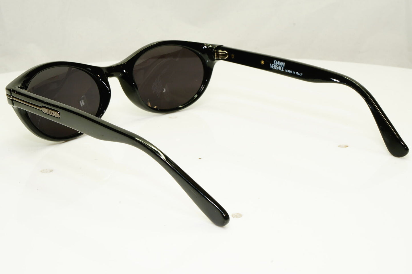 Gianni Versace 1996 Mens Unisex Vintage Glossy Black Sunglasses MOD 453 COL 852