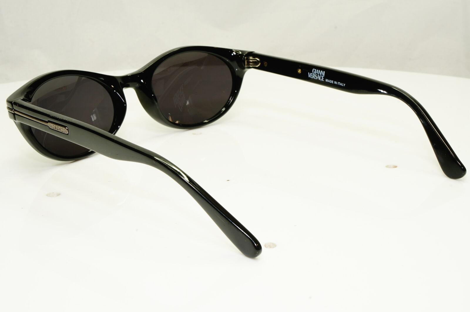 Gianni Versace 1996 Mens Unisex Vintage Glossy Black Sunglasses MOD 453 COL 852