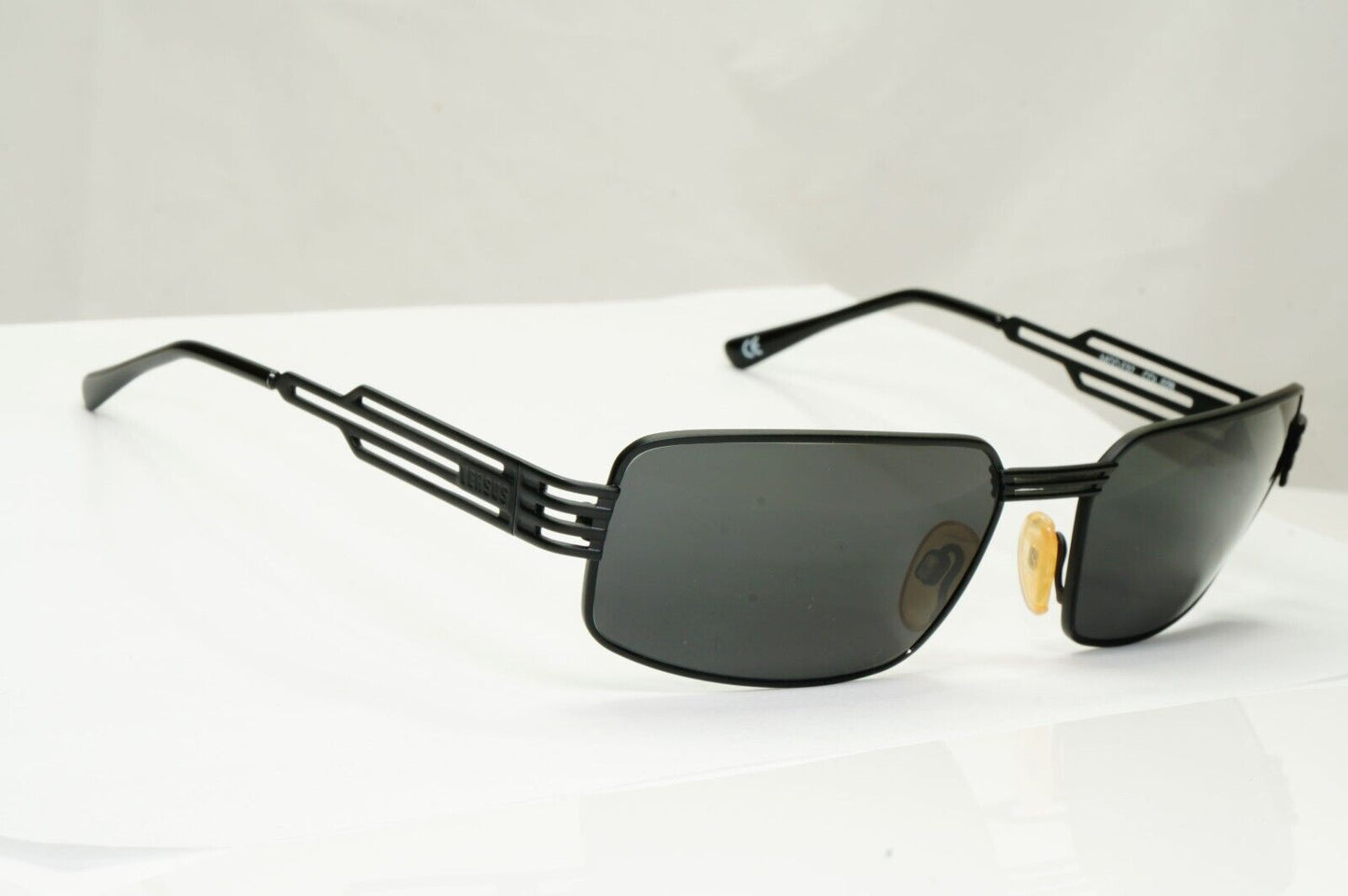 Versus 1996 by Gianni Versace Vintage Matte Black Sunglasses MOD F37 COL 028