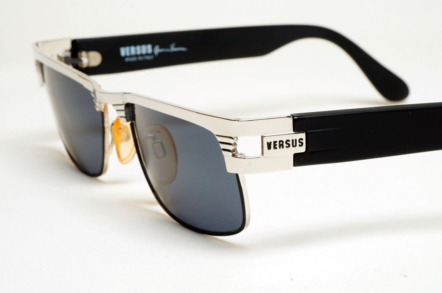 Versus Sunglasses 1996 by Gianni Versace Vintage Silver Black MOD F27 COL 62M