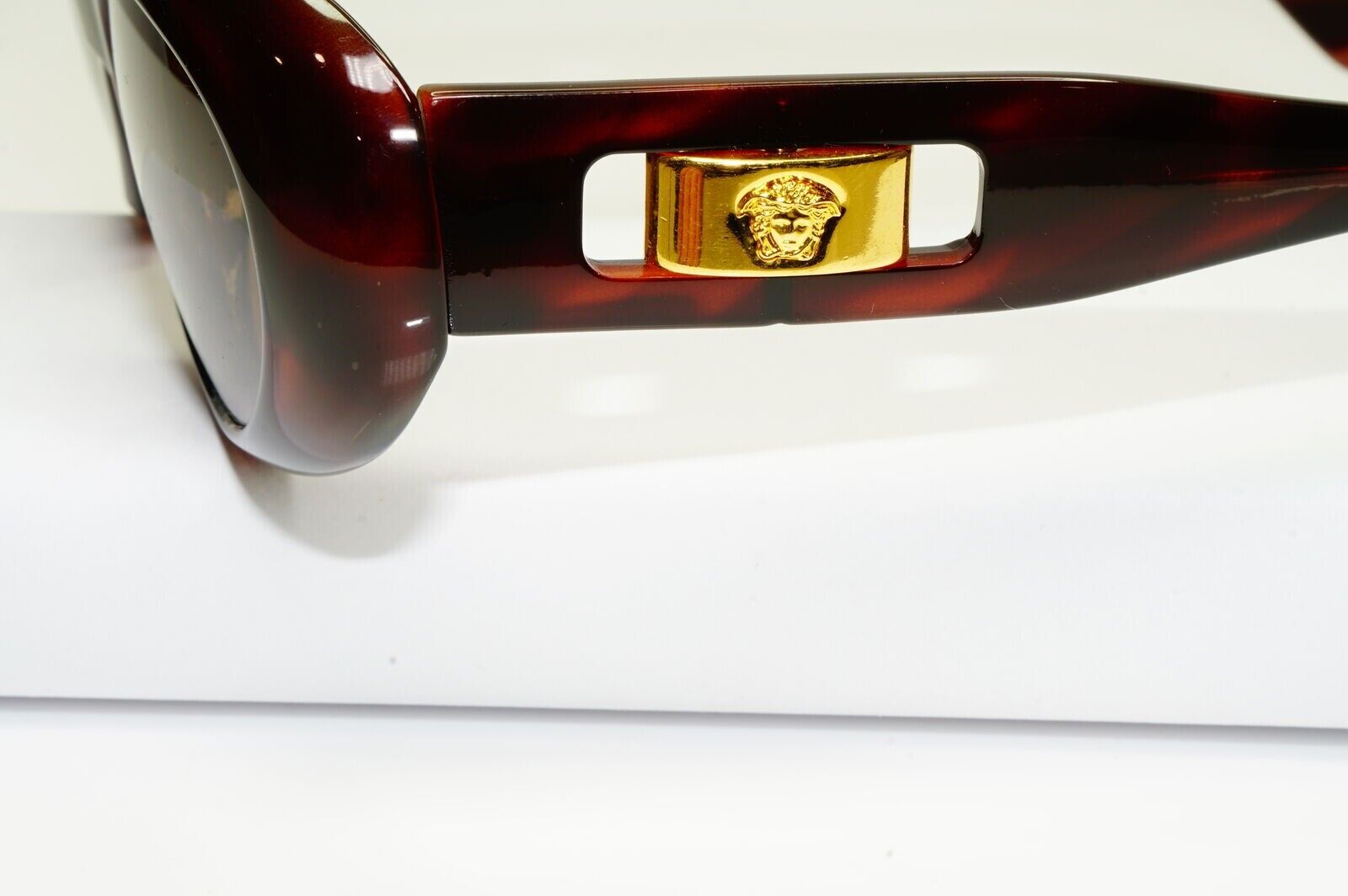Gianni Versace Sunglasses 1996 Vintage Gold Brown Medusa Oval MOD 475/A COL 900