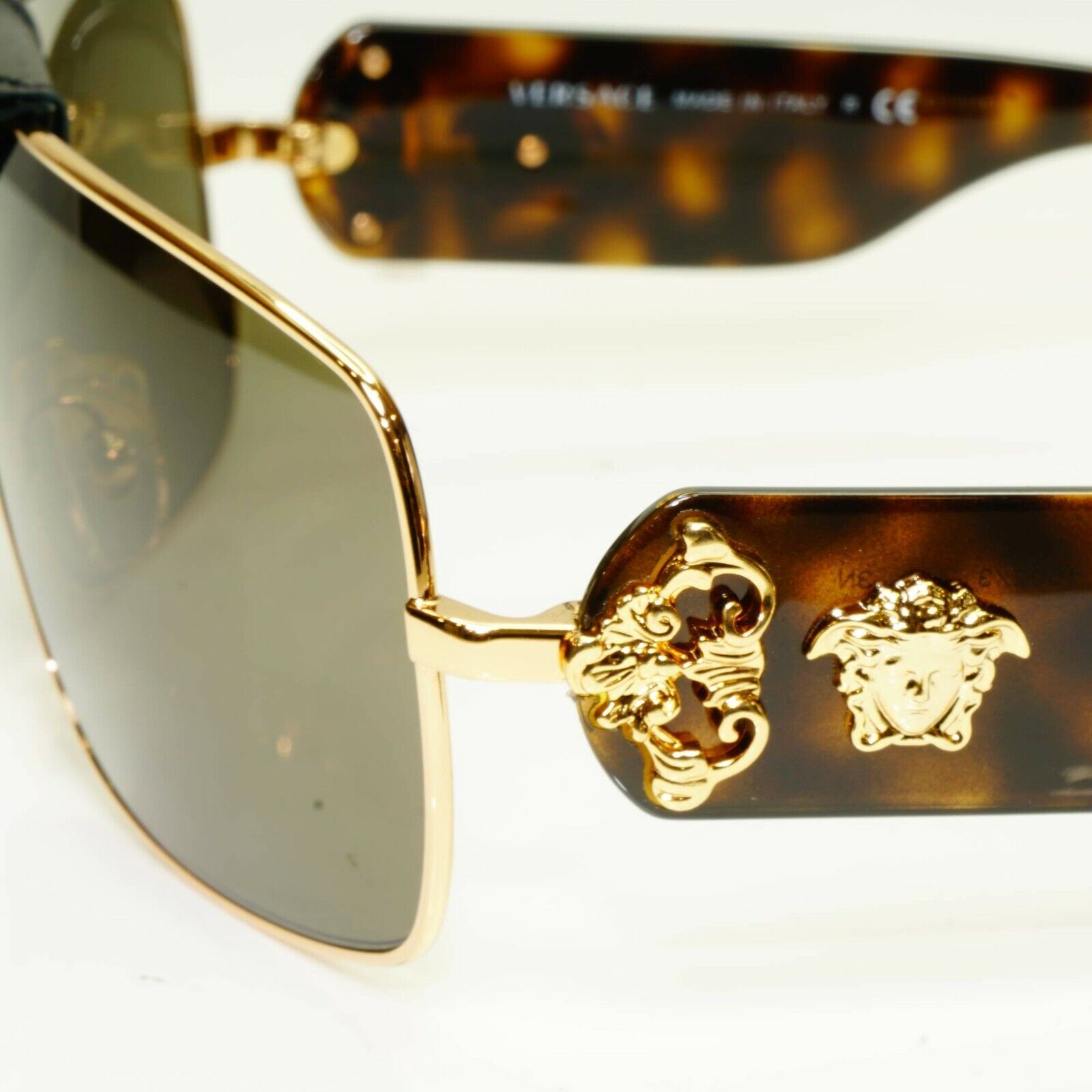 Authentic VERSACE Sunglasses Brown Mens Unisex Square Gold Medusa 2207-Q 1002/3