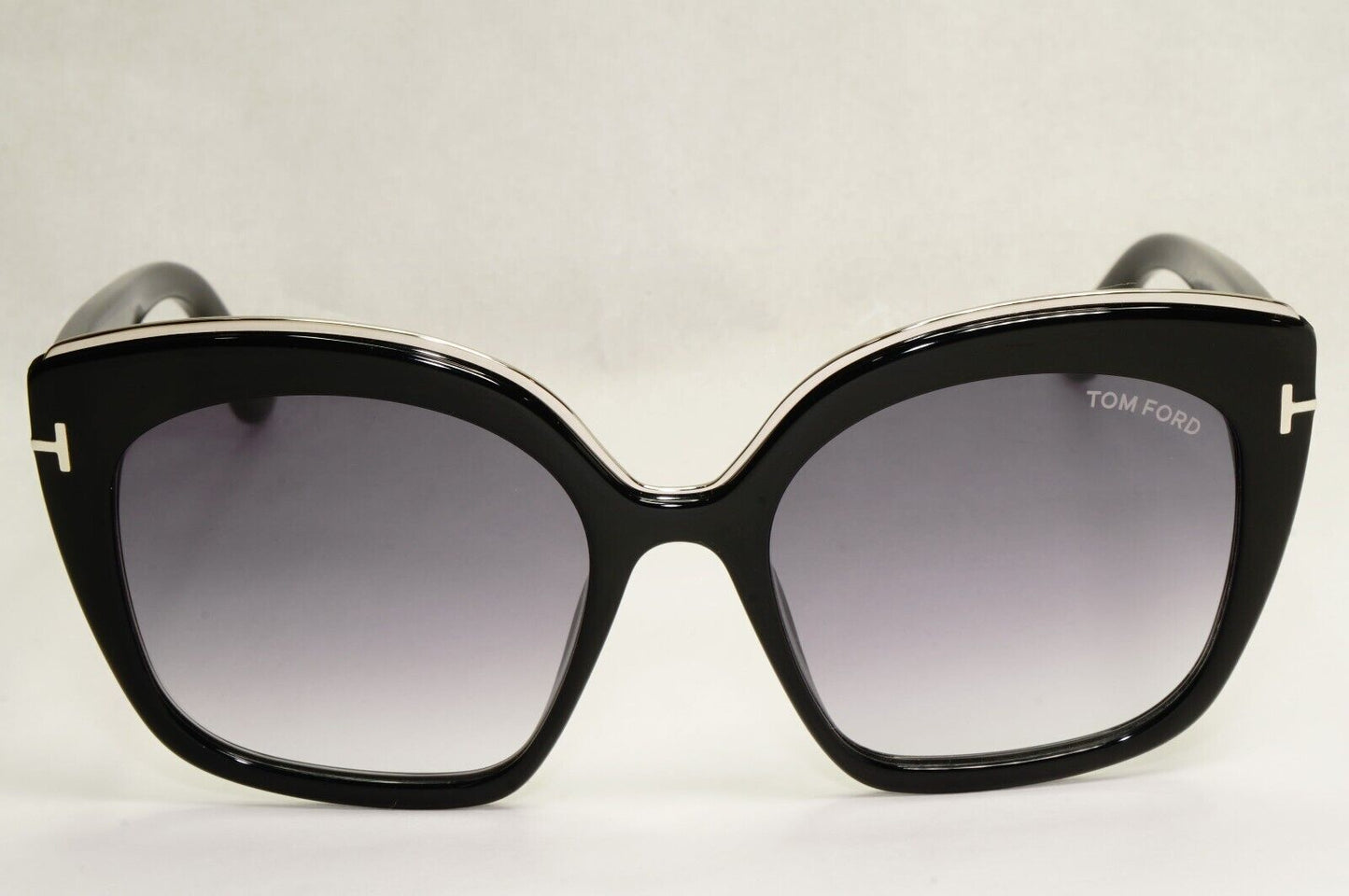 Tom Ford Sunglasses Chantalle Black Grey Gradient Large FT0944 TF 944  01B 55mm