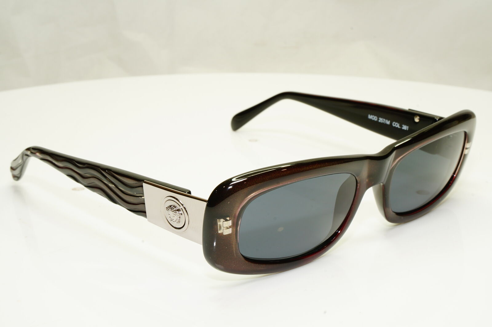 Gianni Versace 1996 Unisex Vintage Brown Medusa Sunglasses MOD 257/M COL 381