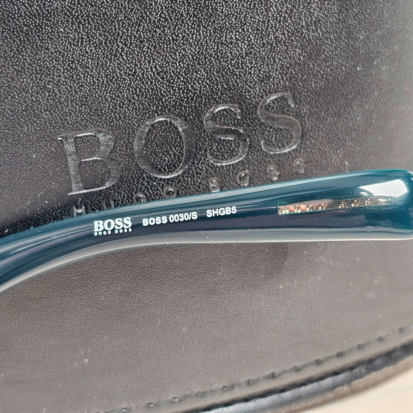 Hugo Boss Sunglasses 2006 Vintage Dark Green Teal Shield 0030/S SHGB5 211124