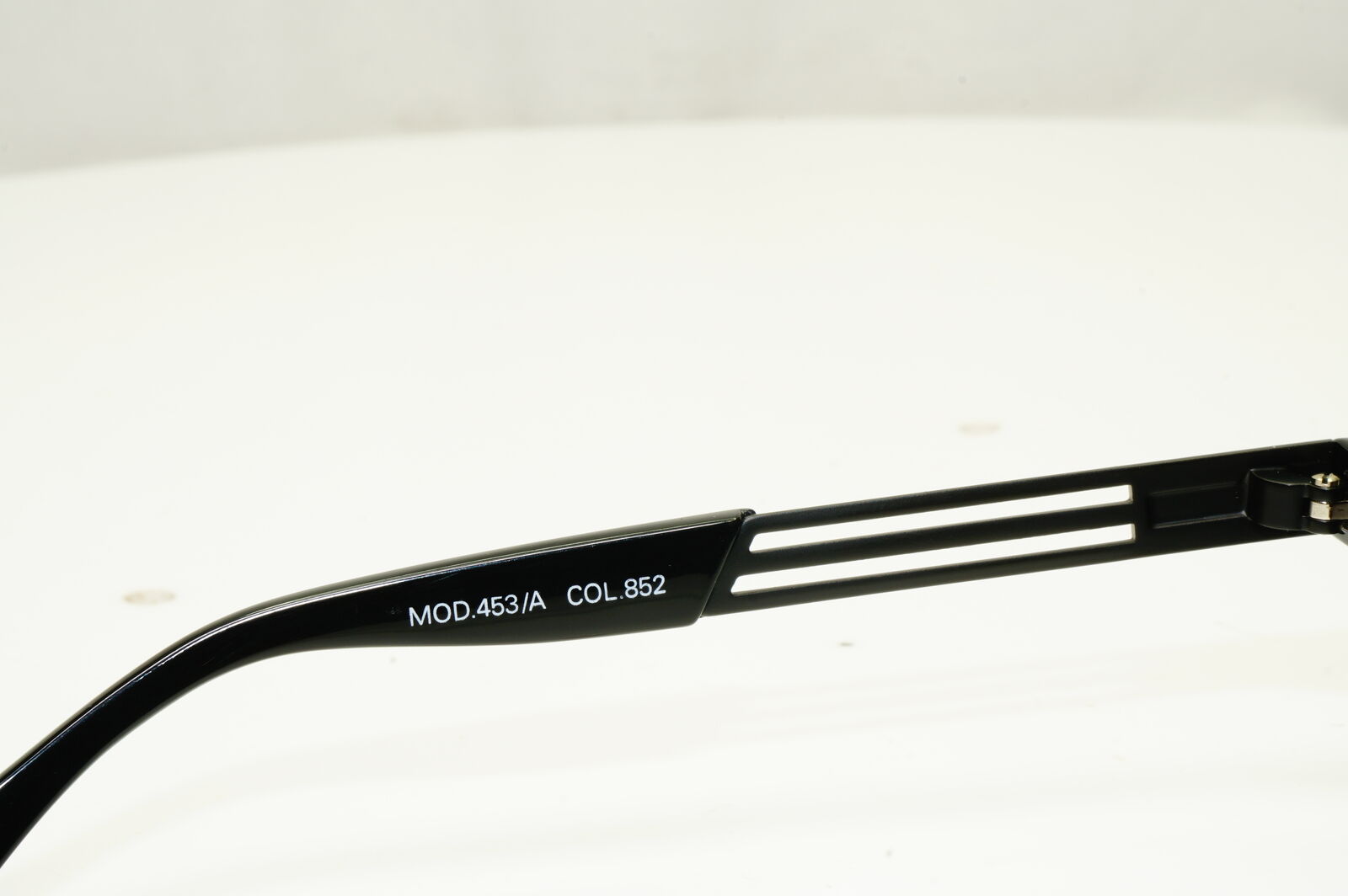 Gianni Versace 1996 Mens Unisex Vintage Black Sunglasses MOD 453/A COL 852