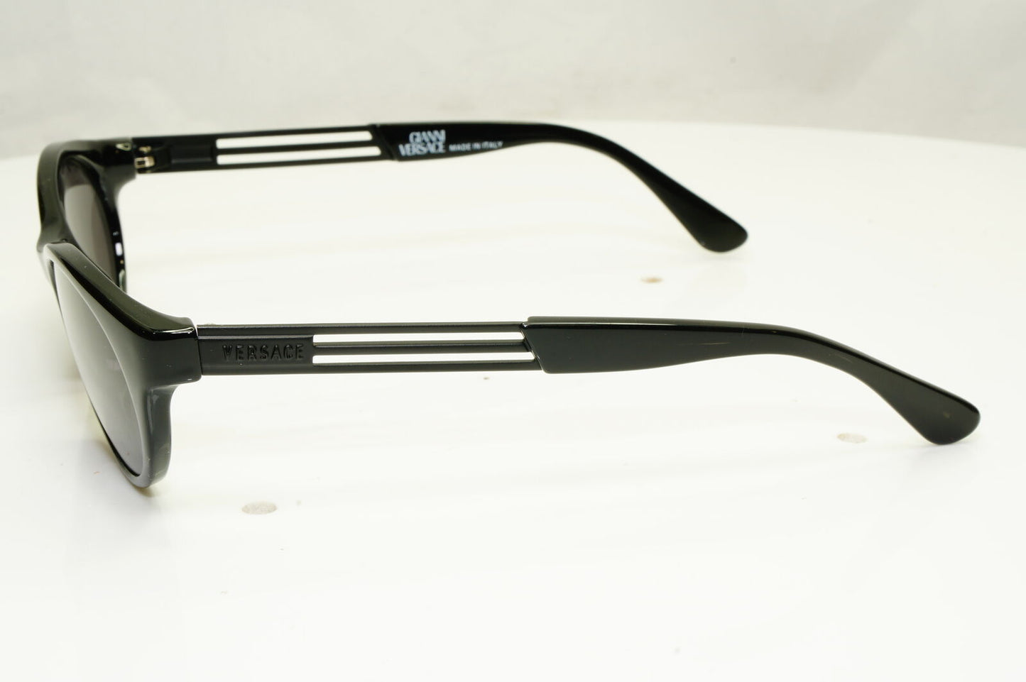 Gianni Versace 1996 Mens Unisex Vintage Black Sunglasses MOD 453/A COL 852