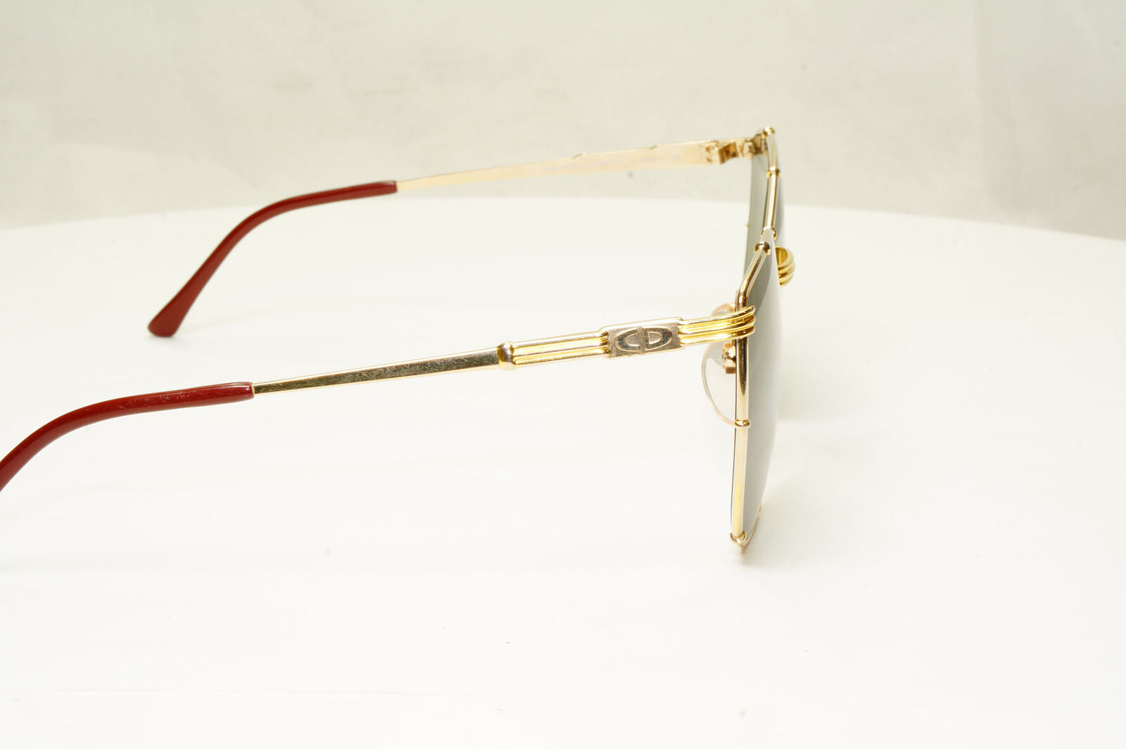 Dior Vintage Womens  Sunglasses Designer Austria 1990s Gold 2472 40 36221