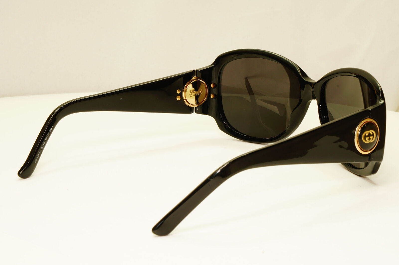 Gucci 2008 Sunglasses Black Gold Vintage Square GG 3104/S 807LF 181022