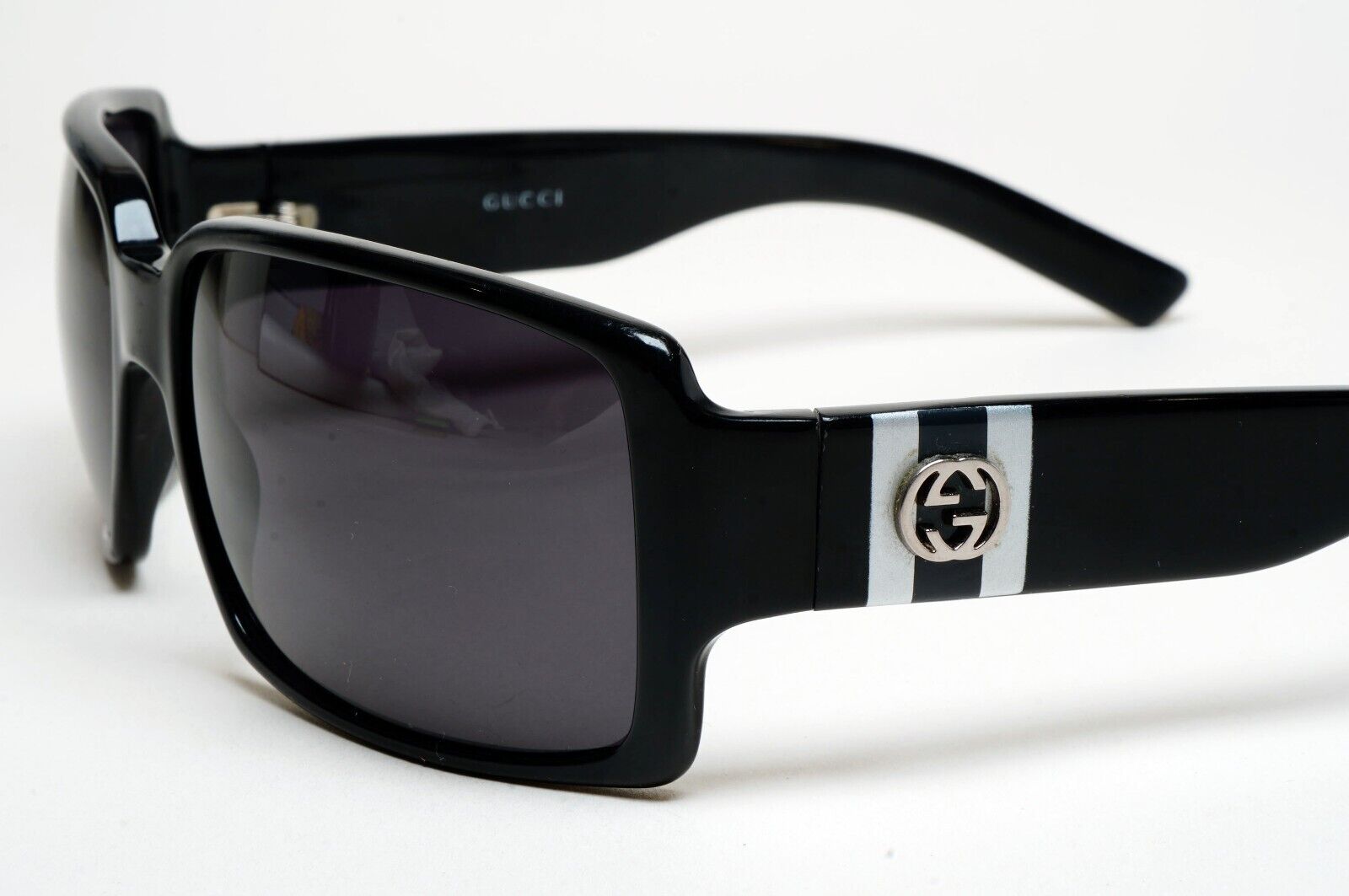 Gucci Sunglasses 2004 Vintage Black Wrap Square Retro GG 2563/S Z8P 60mm 180125