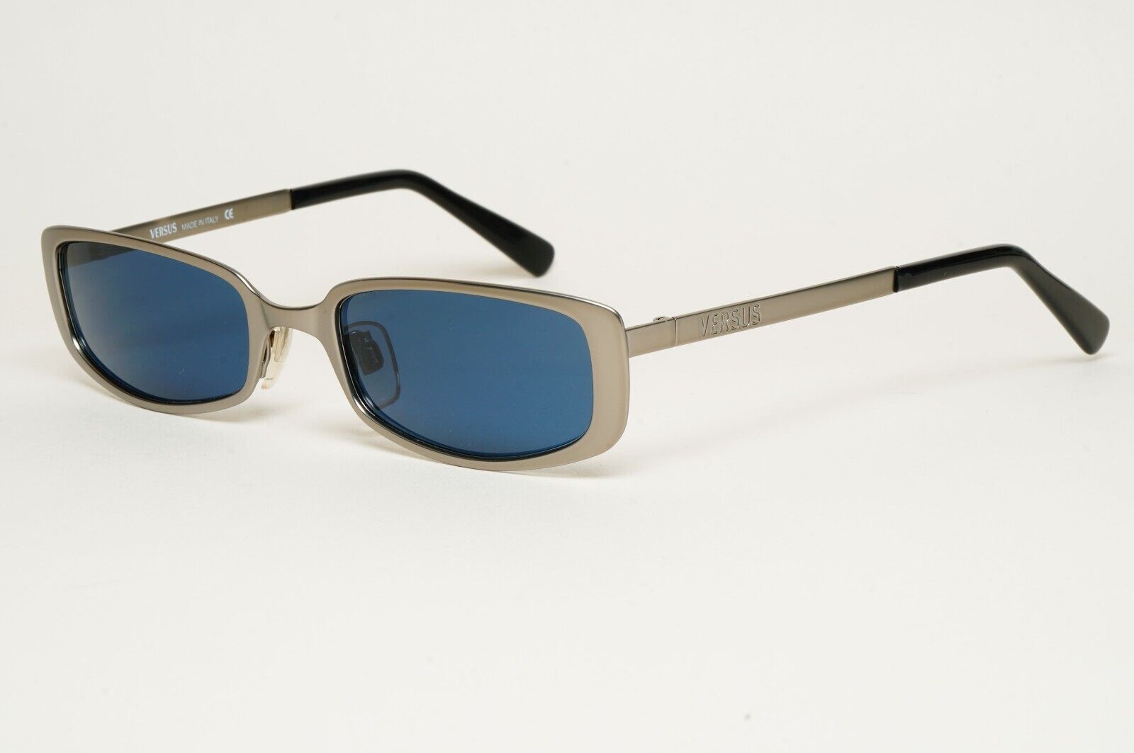 Versus Sunglasses 1996 by Gianni Versace Vintage Gunmetal Blue MOD R36 COL 948
