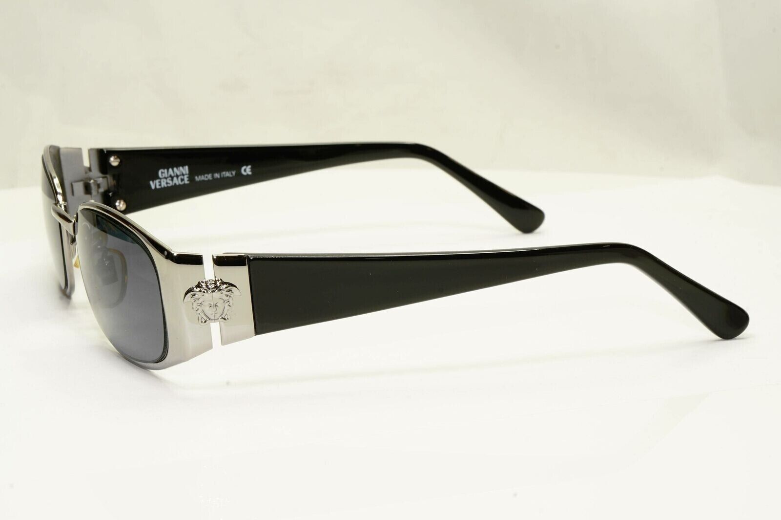 Gianni Versace 1996 Vintage Silver Black Medusa Metal Sunglasses MOD X31 COL 029