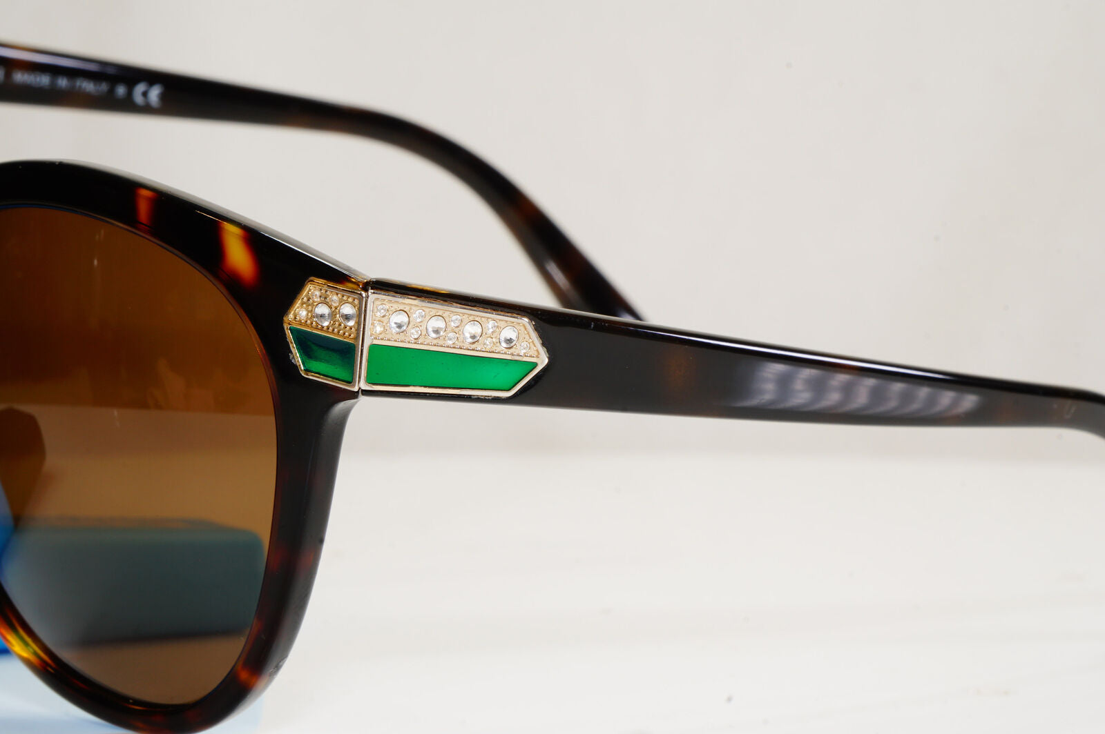 Authentic BVLGARI Womens Boxed Vintage Sunglasses CRYSTAL 8134 504/13 28297