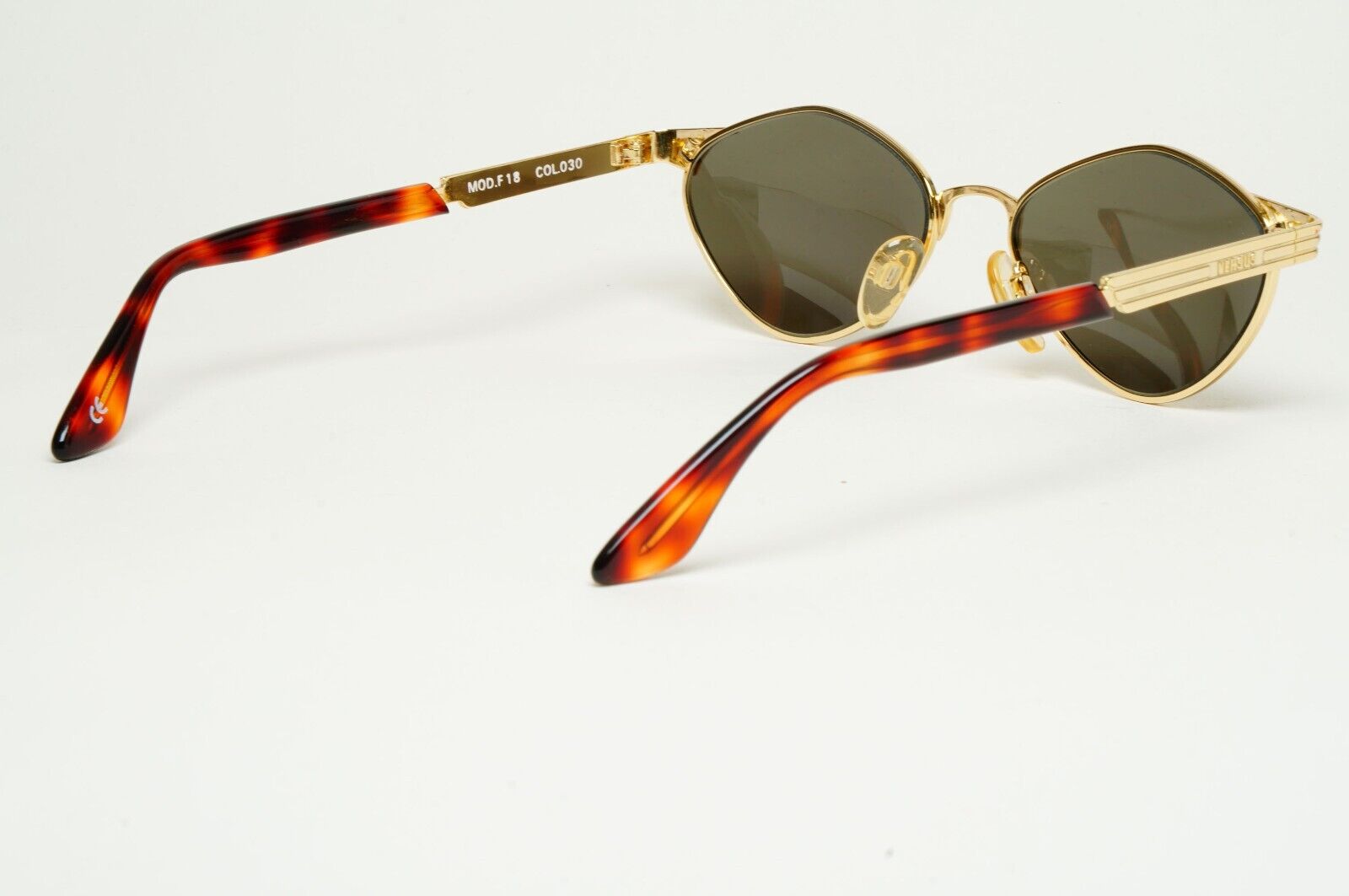 Versus Sunglasses 1996 by Gianni Versace Vintage Gold Brown MOD F18 COL 030