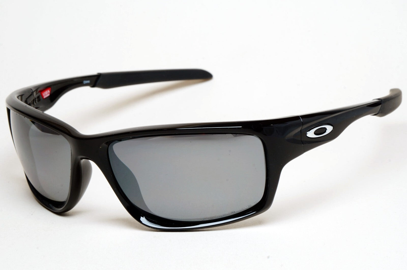 Oakley Sunglasses Polarized Canteen Black Polished Iridium Glossy OO 9225 01