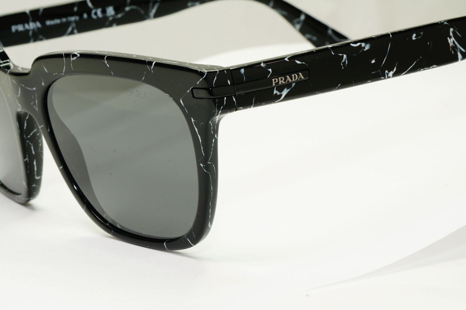 Prada Black Marble Sunglasses Lightning Mens Square PR04YS SPR 04Y 05W-731