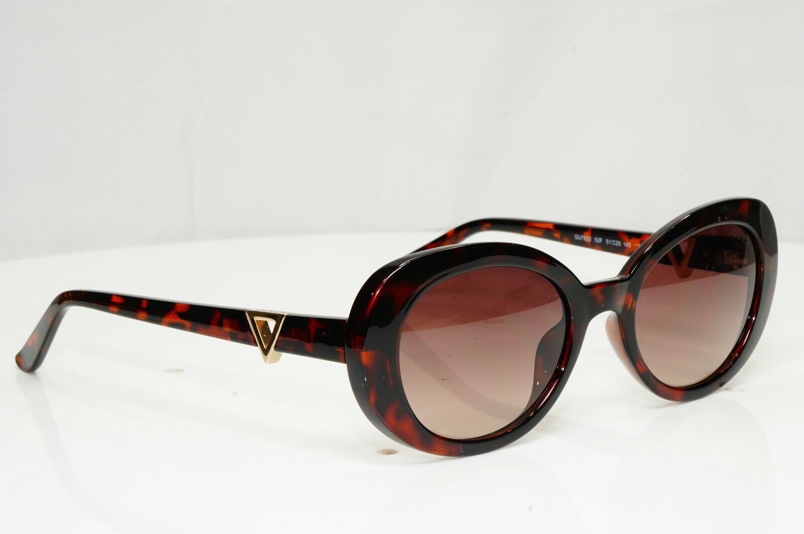 Guess Brown Oval Gradient Havana Gold Triangle Womens Sunglasses GU 7632 52F