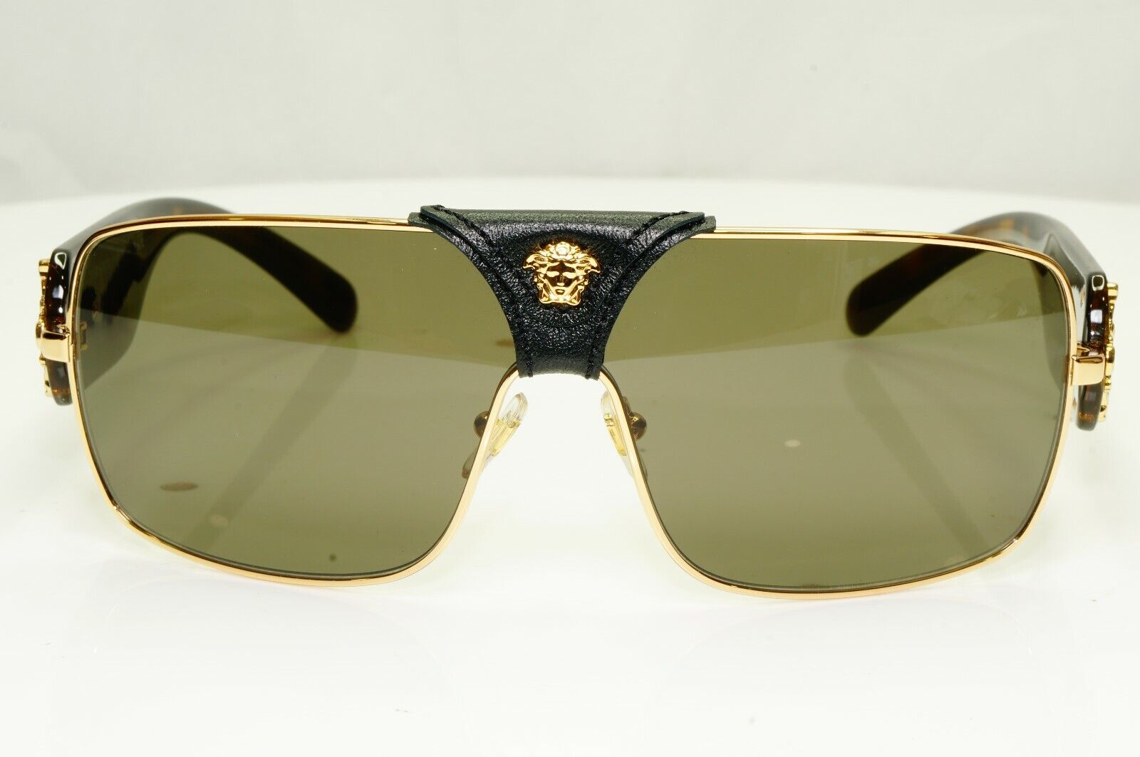 Authentic VERSACE Sunglasses Brown Mens Unisex Square Gold Medusa 2207-Q 1002/3