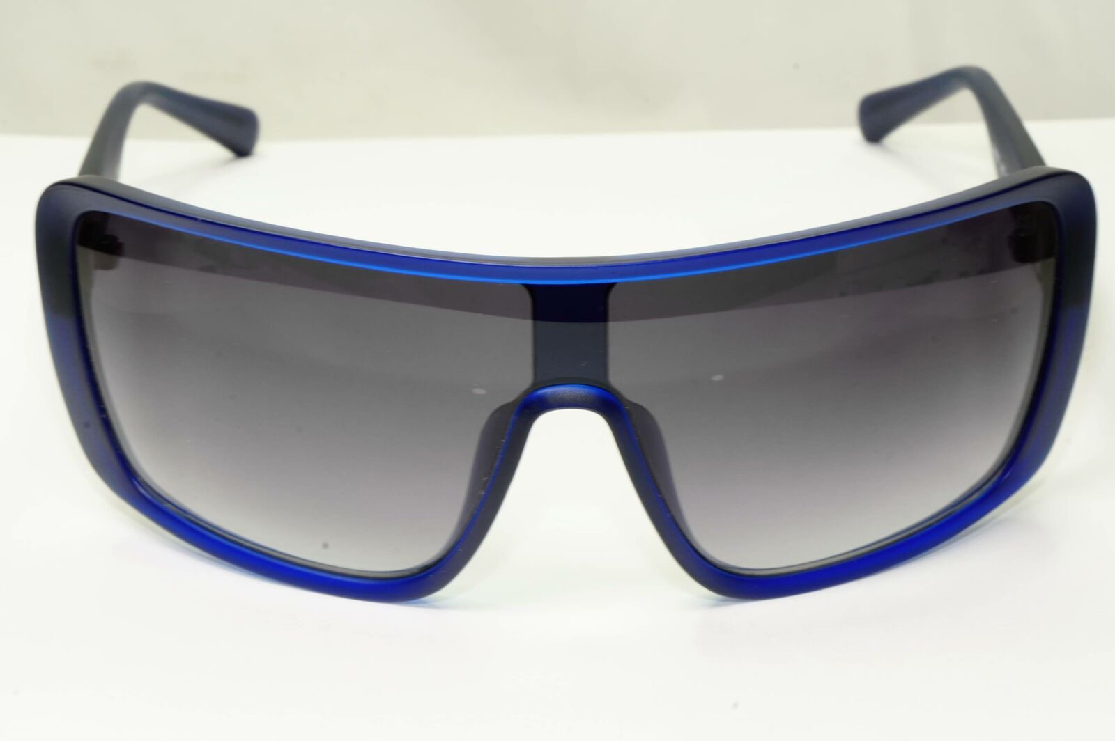 Guess Mens Shield Visor Sunglasses Blue Black Gradient Smoke GU 00022 91B Ski