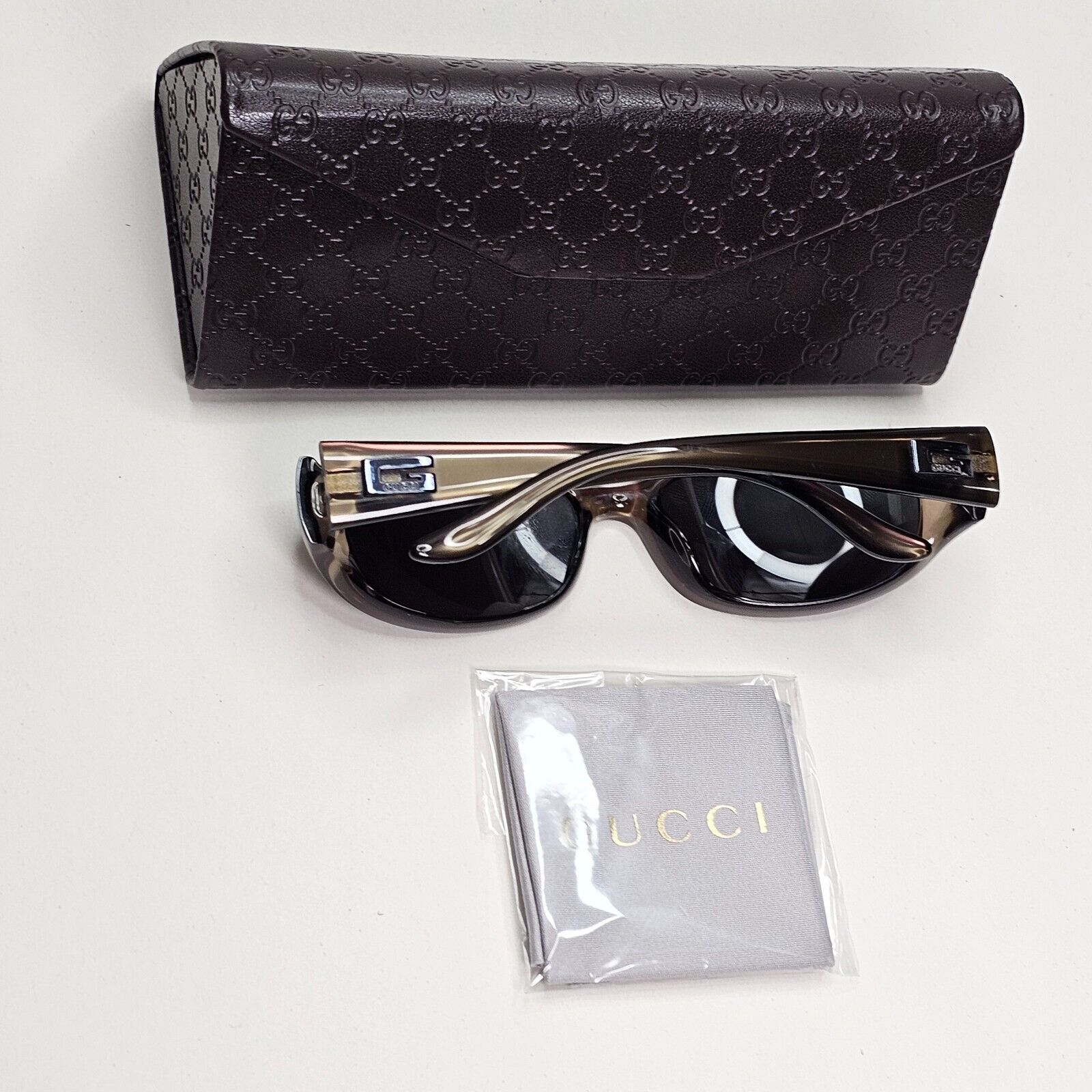 Gucci Sunglasses 1998 Vintage Olive Brown Rectangle GG 2456/S E8K 55mm 050824