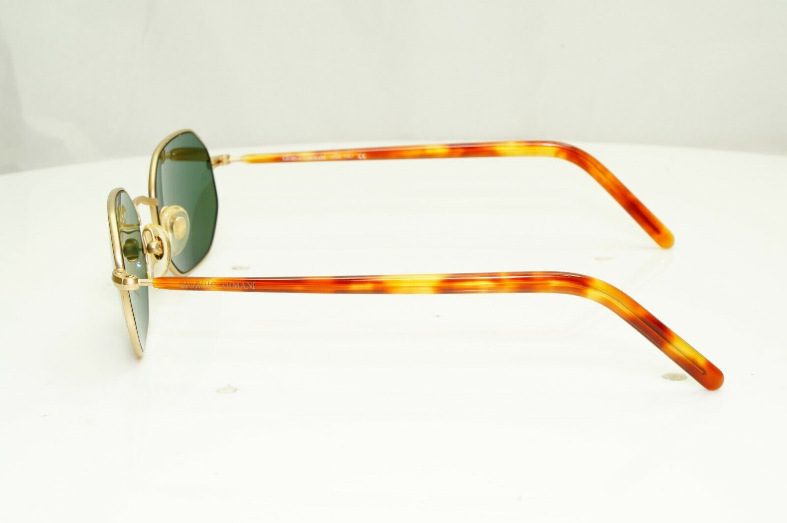 Authentic Giorgio Armani 1997 Vintage Sunglasses Gold Men Women 664 904/31