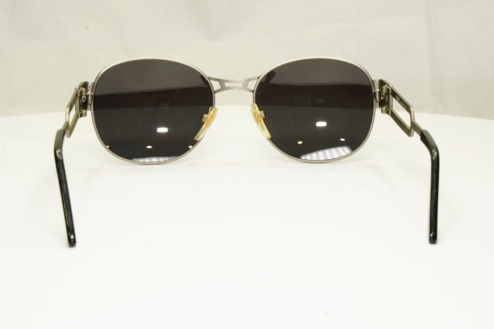 Gianni Versace 1996 Vintage Mens Silver Medusa Metal Sunglasses MOD S57 COL 77M