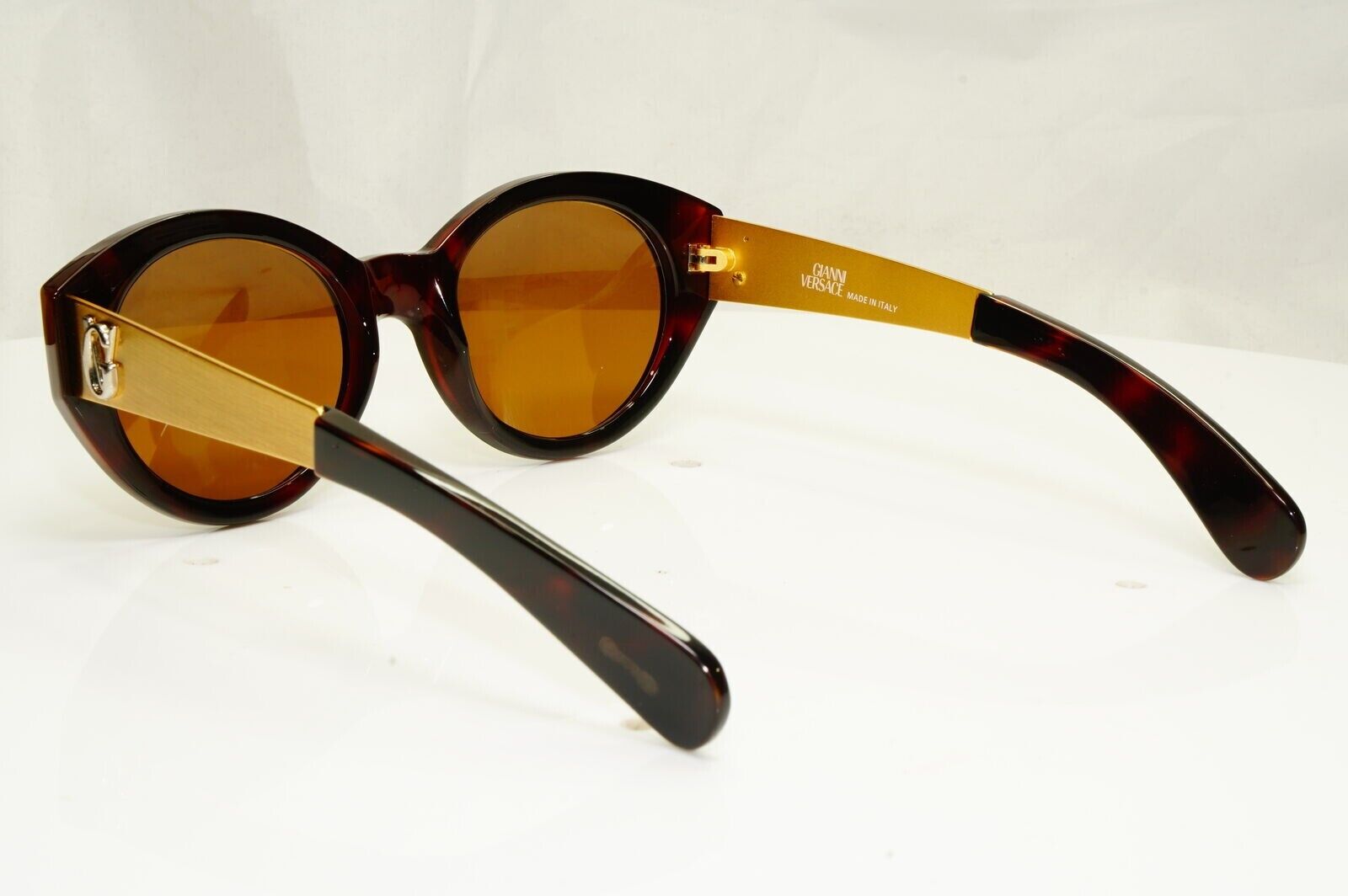 Gianni Versace 1996 Womens Vintage Gold Brown Sunglasses MOD 463/A COL 900