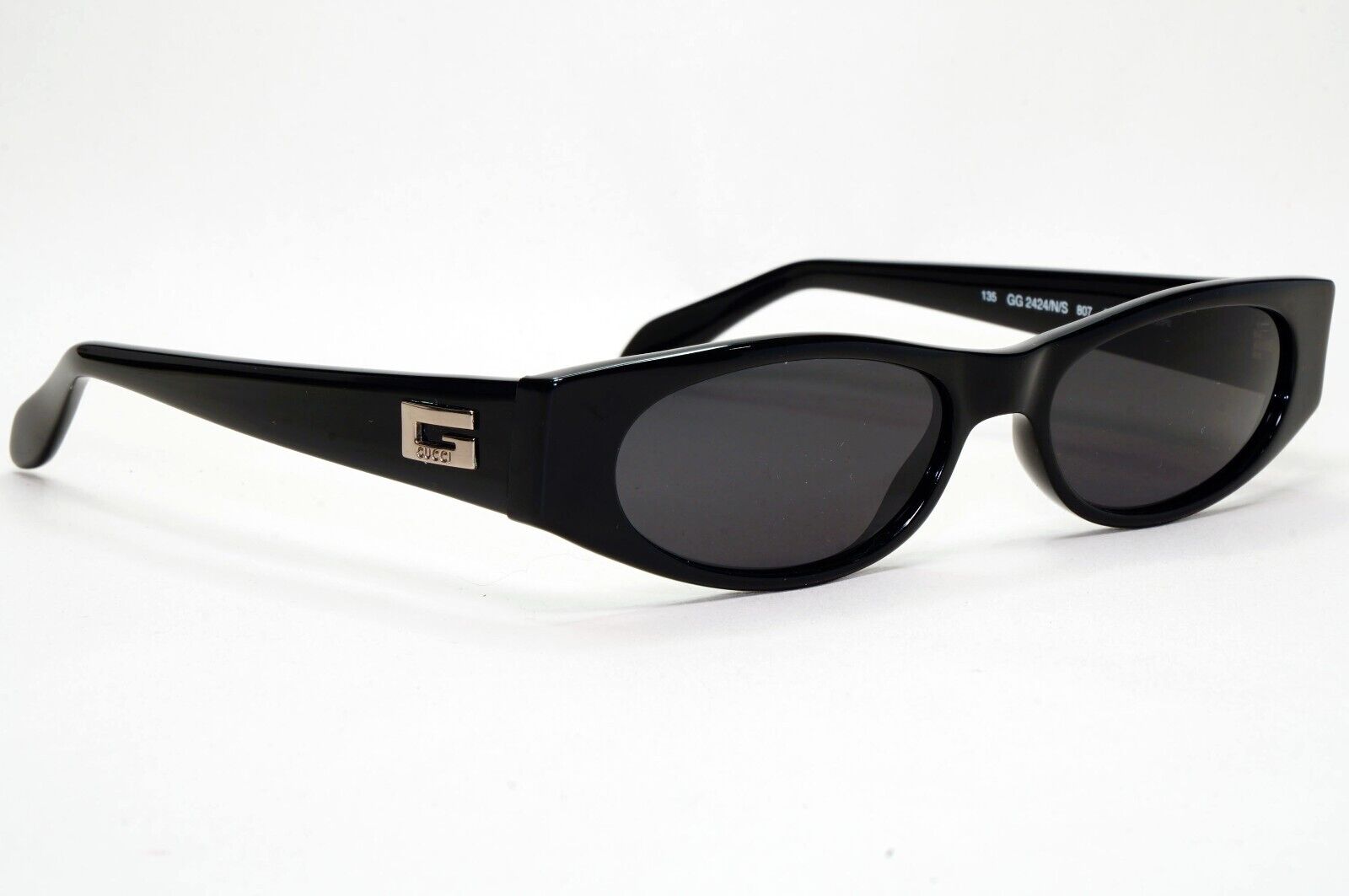 Gucci Sunglasses 1997 Vintage Black Rectangle Slim GG 2424/N/S 807 291024