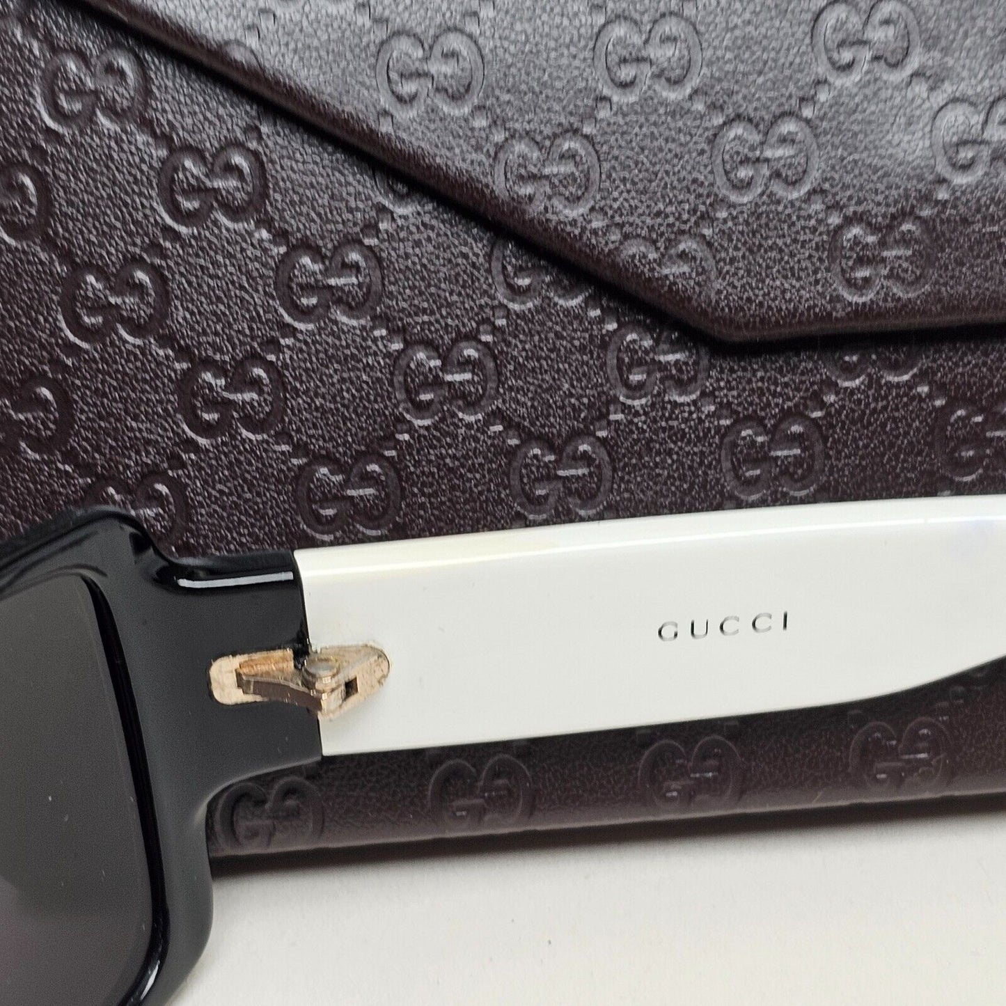 Gucci Sunglasses 2005 Vintage Black Wrap White GG 2563/S PR7 60mm 110225