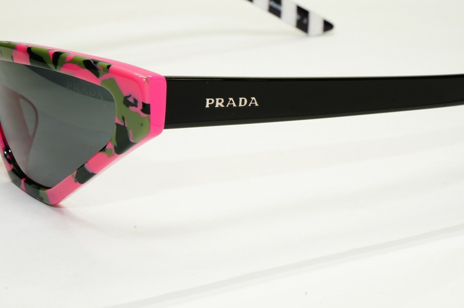 Prada Millenials Sunglasses Pink Black Green Fashion Blogger SPR 12V F 462-5S0