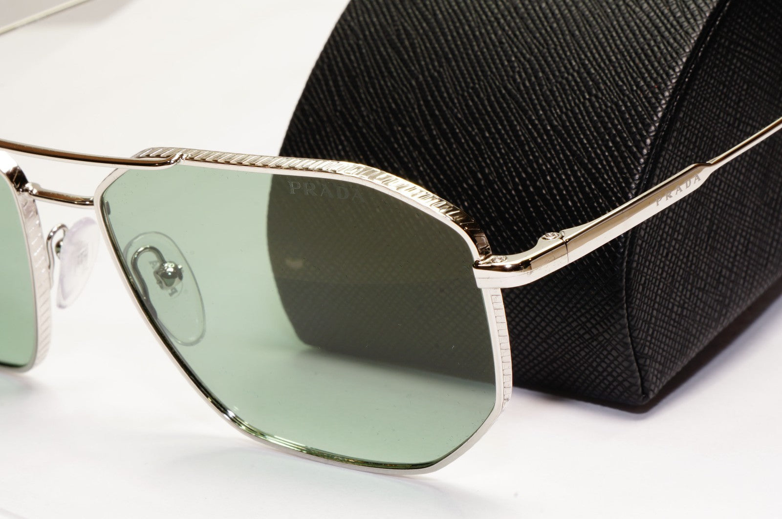 Prada Sunglasses Glass Lens Silver Green Metal Navigator PR64XS SPR 64X 1BC-02D