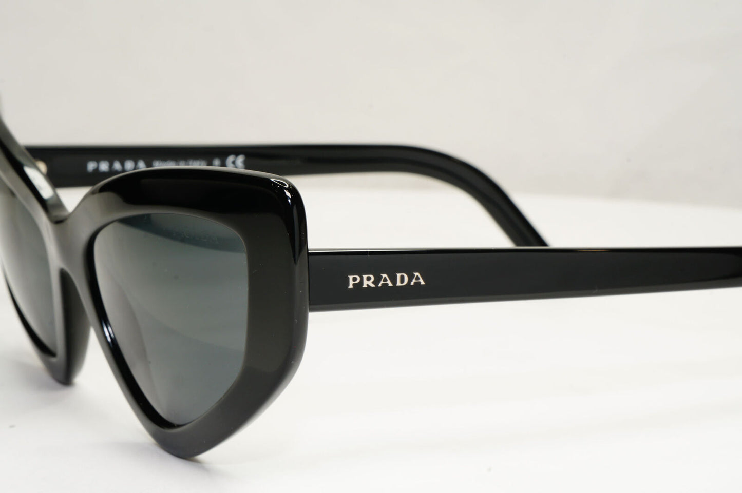 Prada Black Sunglasses Cat Eye Womens Fashion Runway PR11VS SPR 11V 1AB-5S0