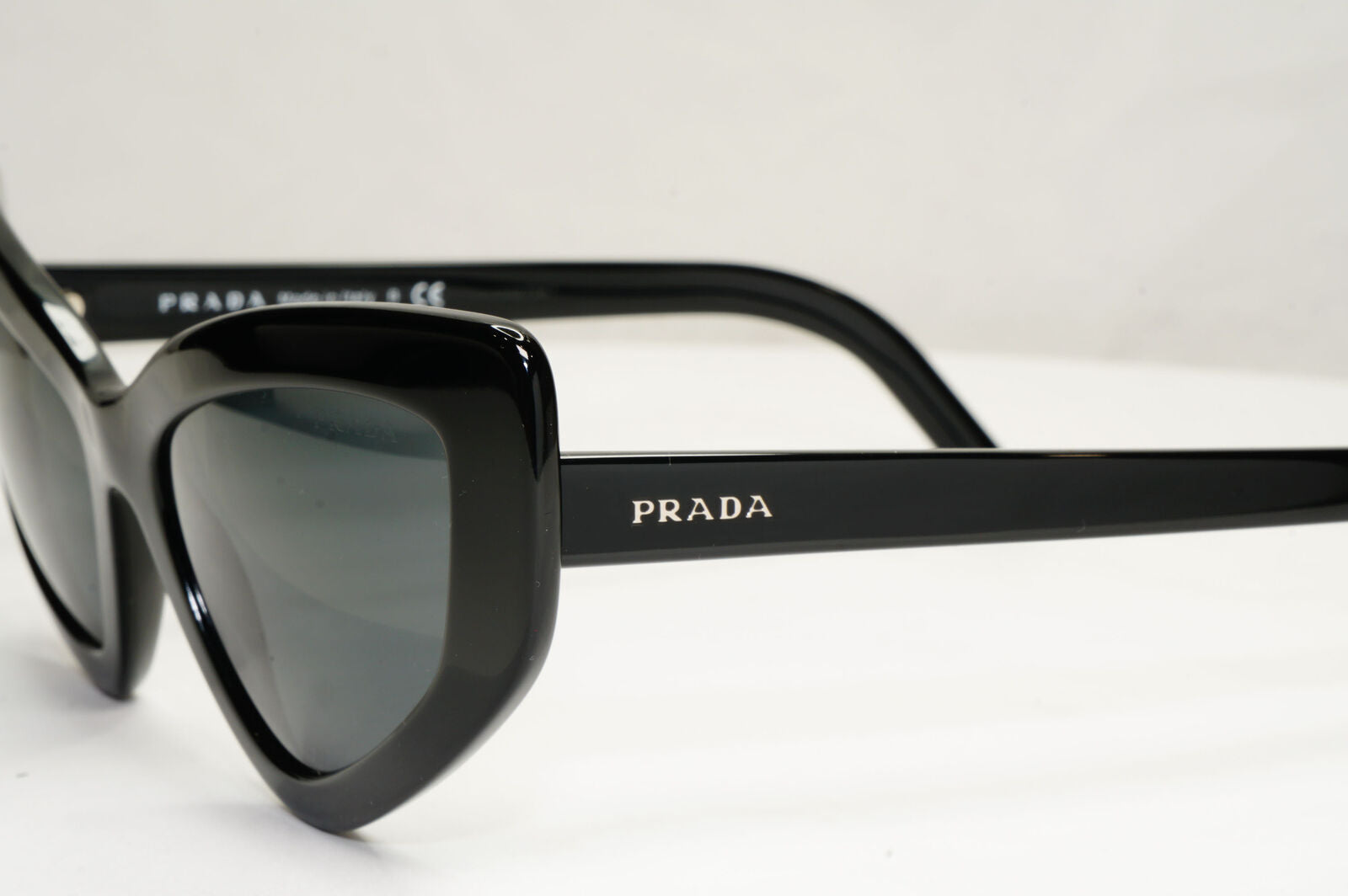 Prada Black Sunglasses Cat Eye Womens Fashion Runway PR11VS SPR 11V 1AB-5S0