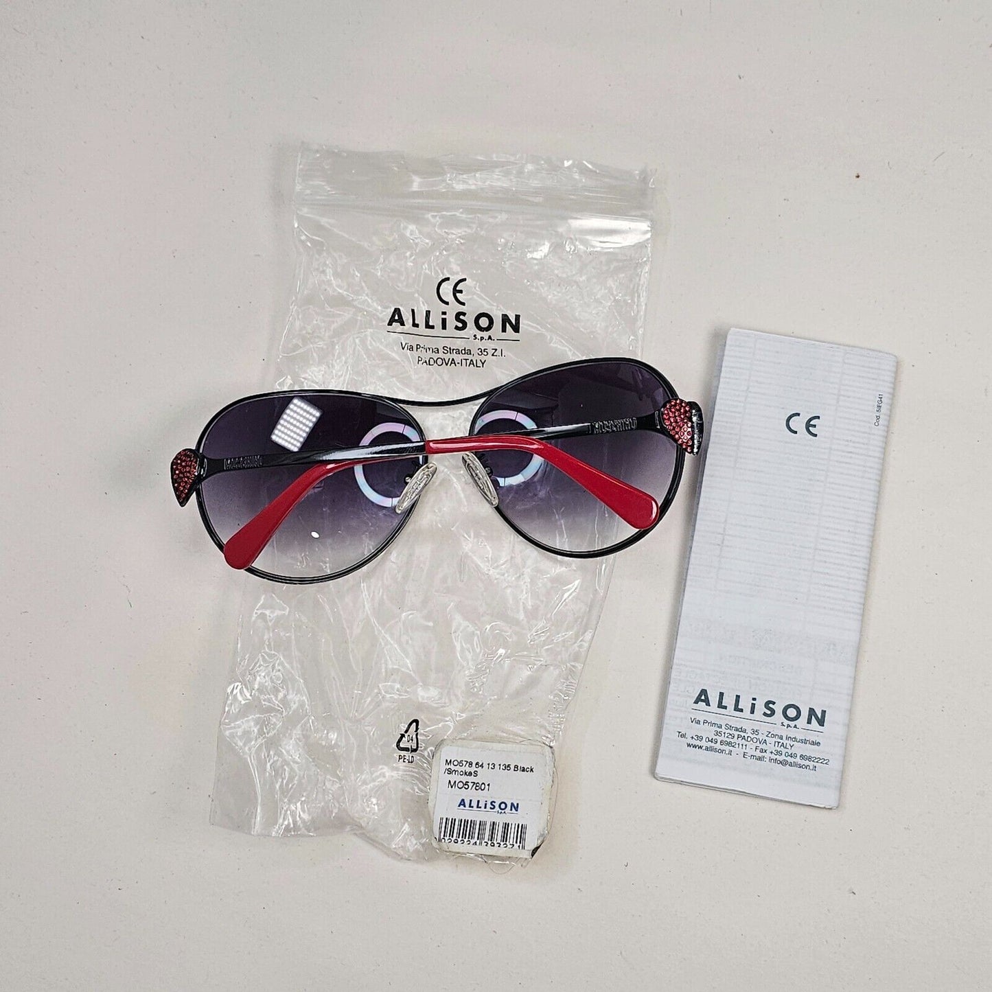 Moschino Sunglasses 2005 Vintage Black Grey Pilot Red Heart MO578 01 101124
