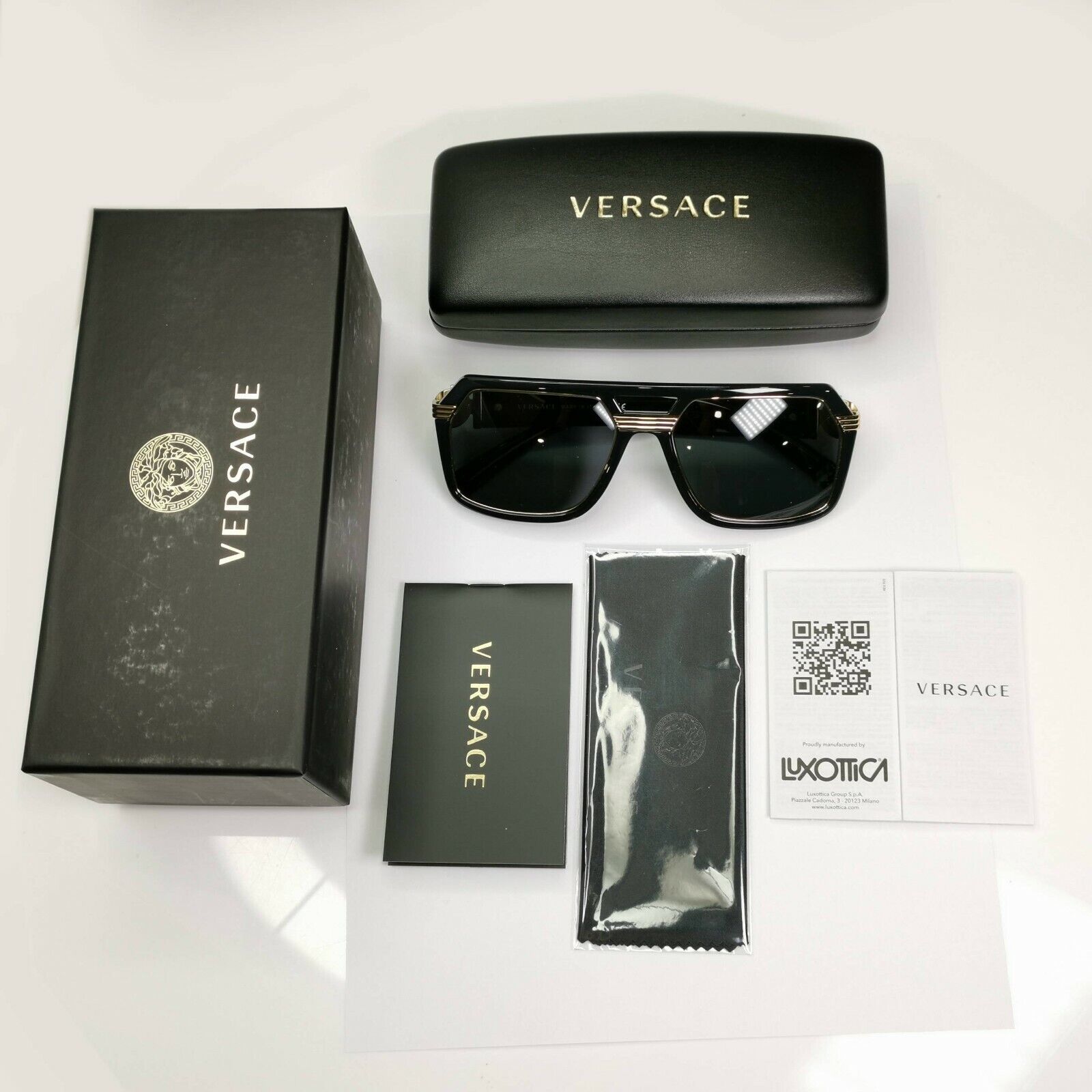 Authentic Versace Mens Black Gold Medusa Square Sunglasses 4399 GB1/87