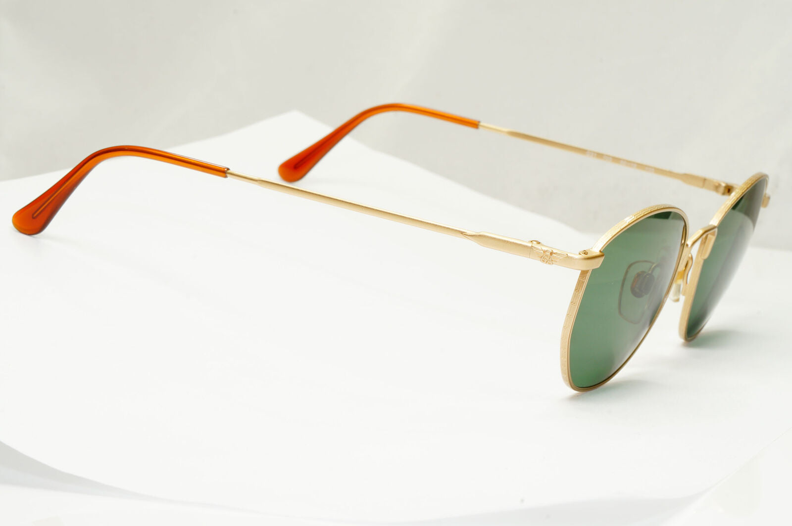 Emporio Armani Sunglasses 1997 Vintage Gold Green Metal Round 031 703 50mm A