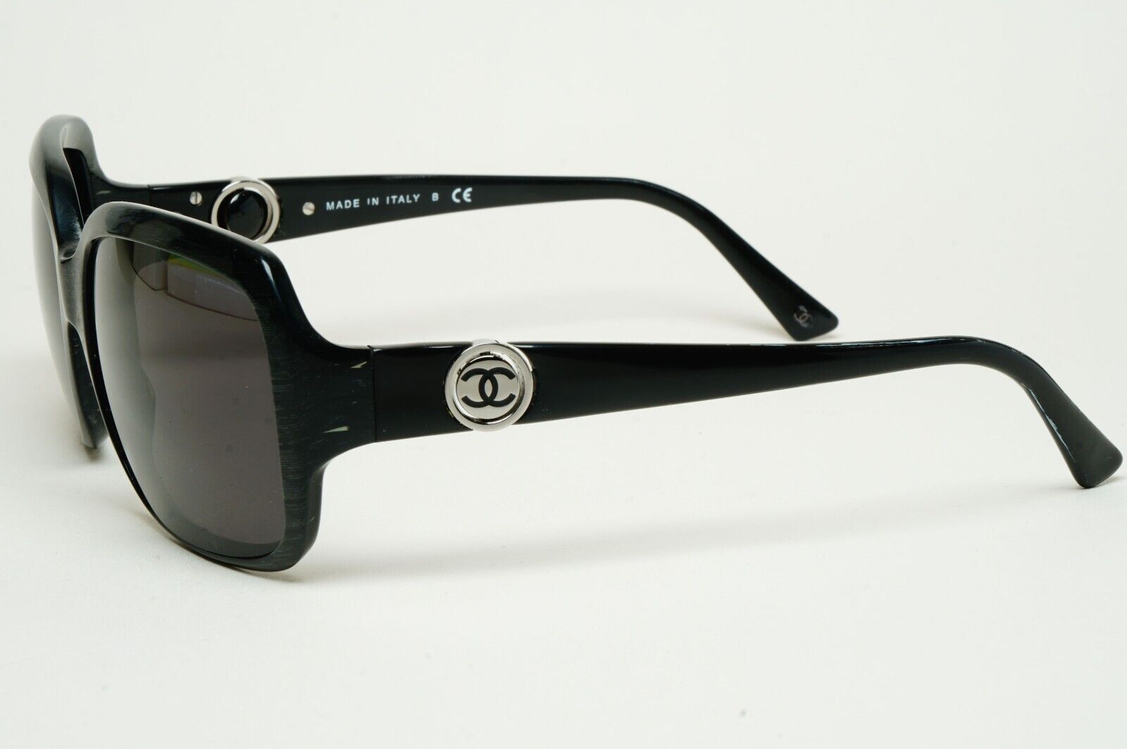Chanel Sunglasses 2009 Vintage Black Spinning Logos 5147 c.1418/3C 250125