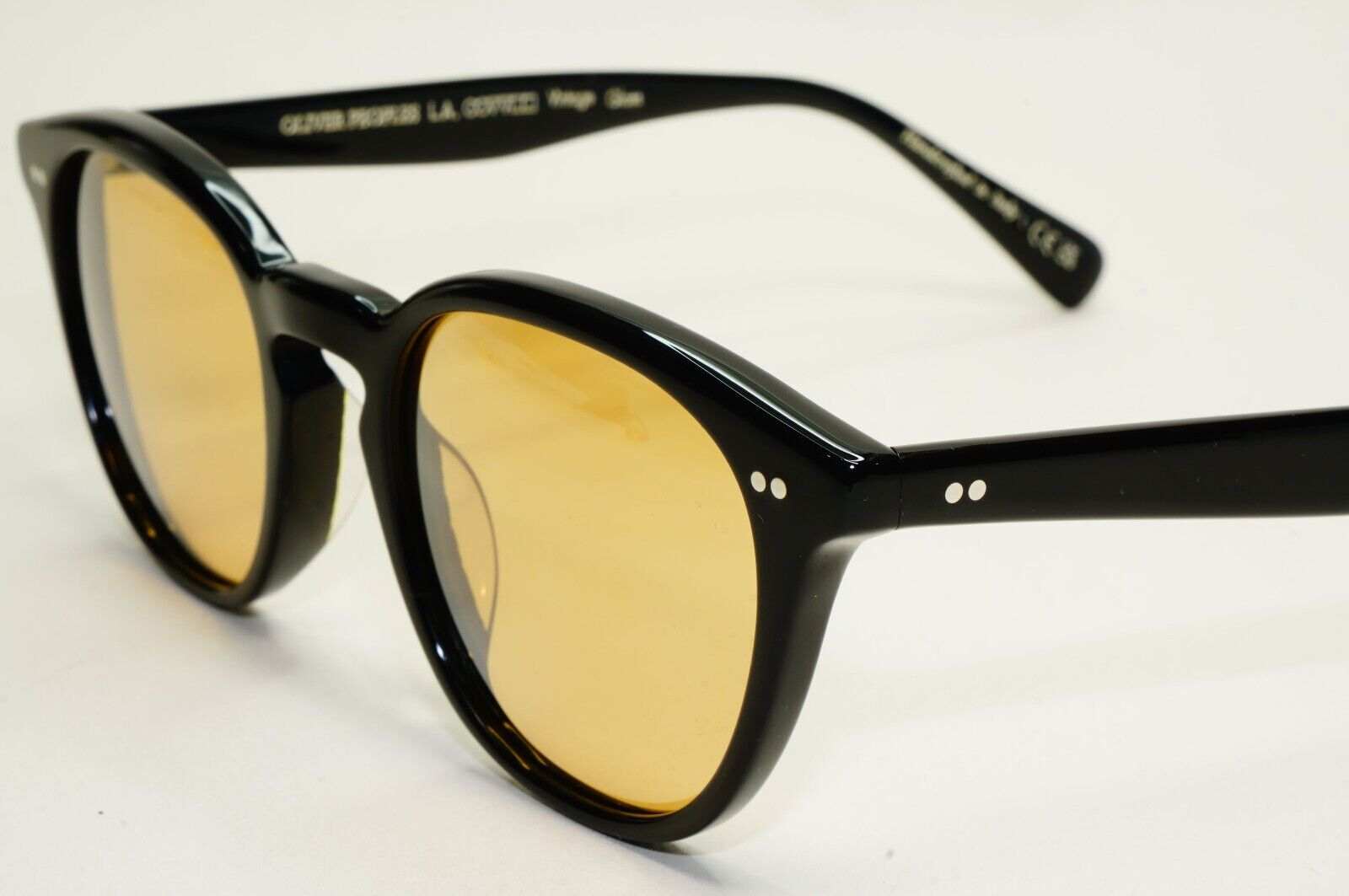 Oliver Peoples Desmon Sunglasses Black Yellow Mustard OV 5454SU 1005/0F 50mm