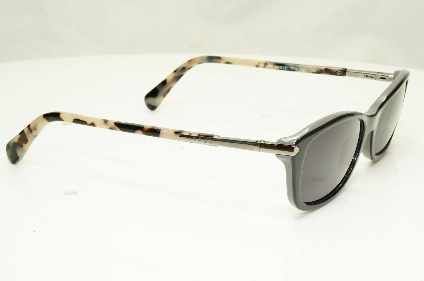Authentic PRADA Womens Vintage Sunglasses Grey HAVANA VPR 04P TFN-101 27735
