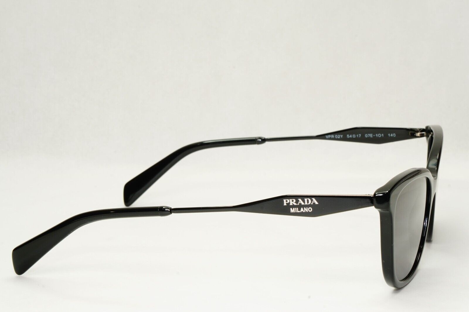 Prada Sunglasses Black Milano Square Glossy Fashion PR02YV VPR 02Y 07E-1O1 54mm