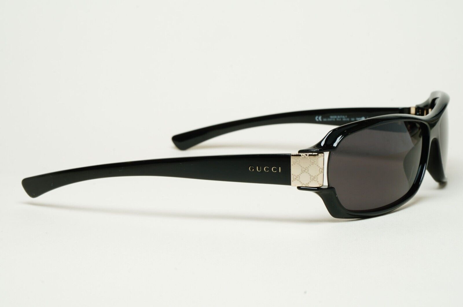 Gucci Sunglasses 1998 Vintage Black Gold Rectangle Unisex GG 2547/S PL4 180125