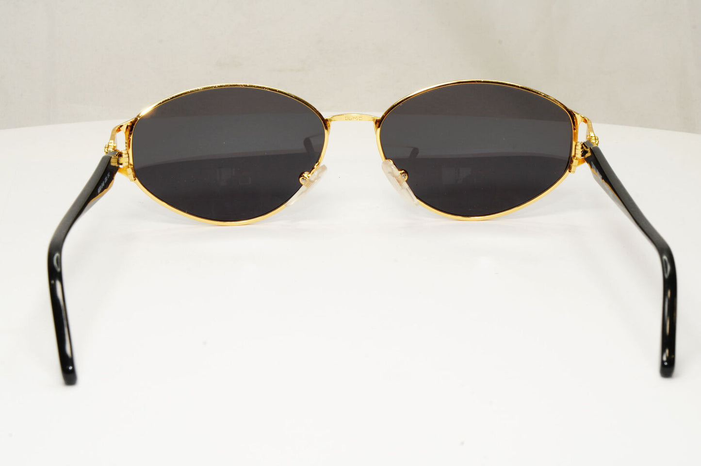Gianni Versace 1995 Vintage Gold Medusa Unisex Black Sunglasses MOD G46 COL 15L