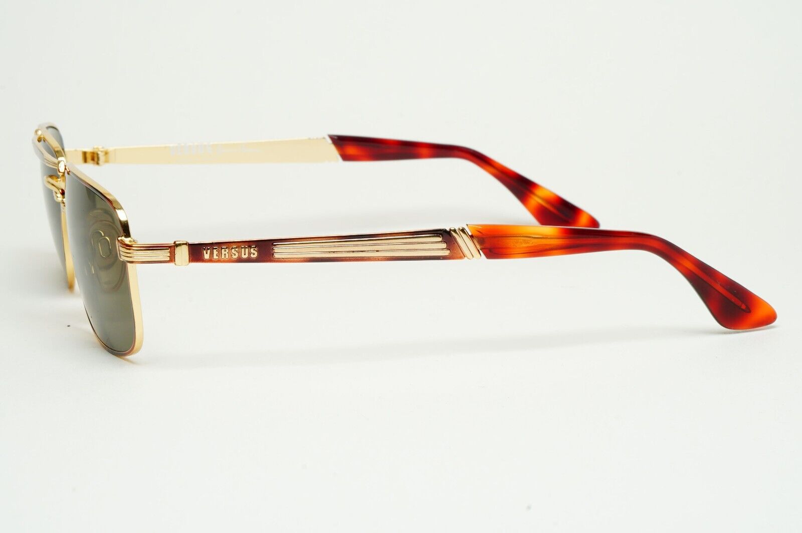 Versus Sunglasses 1996 by Gianni Versace Vintage Navigator Gold MOD F04 COL 34M