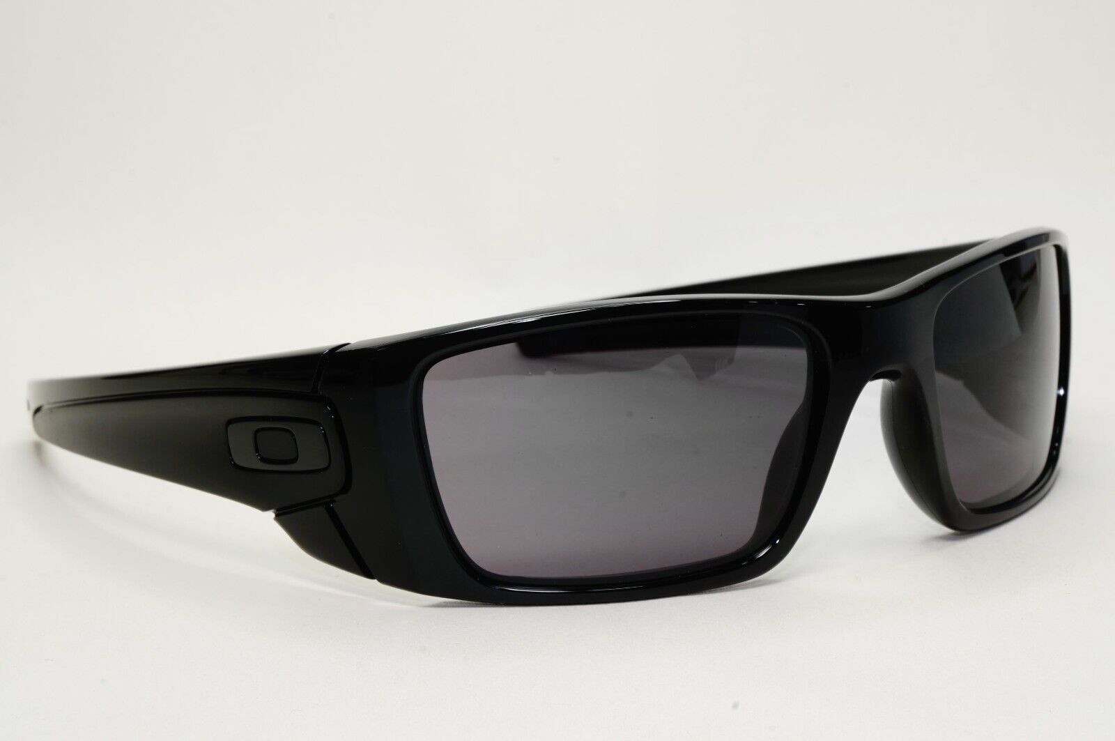 Oakley Sunglasses Fuel Cell Black Polished Warm Grey OO 9096 01 Wrap 60mm